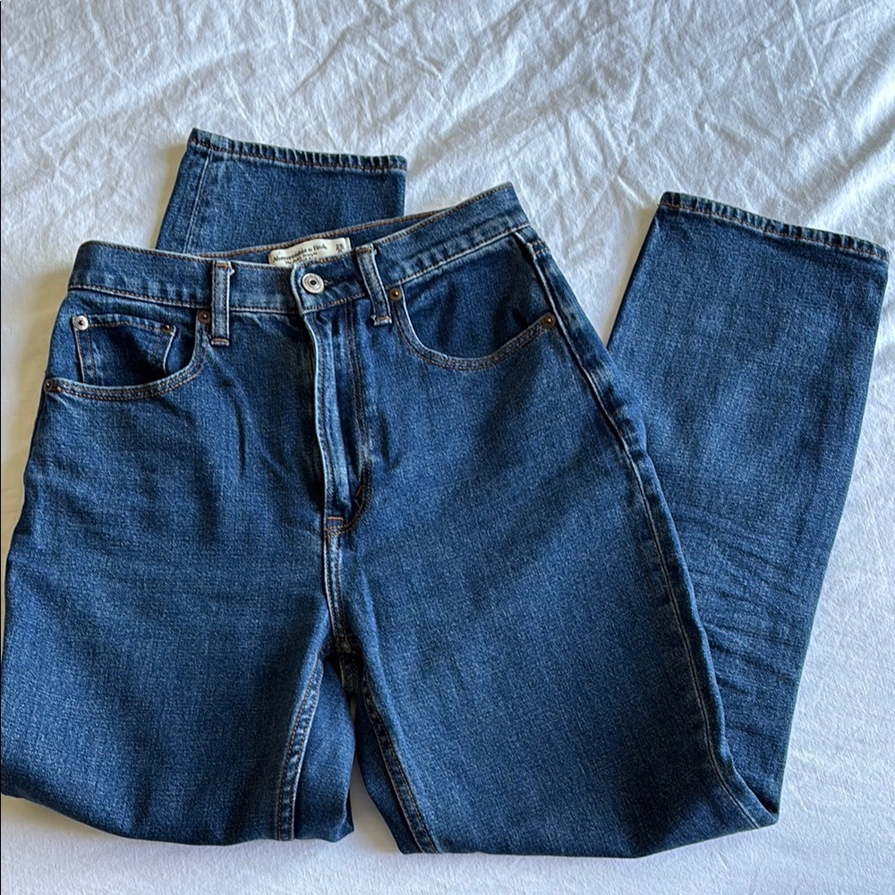 Abercrombie & Fitch blue curve love straight jeans